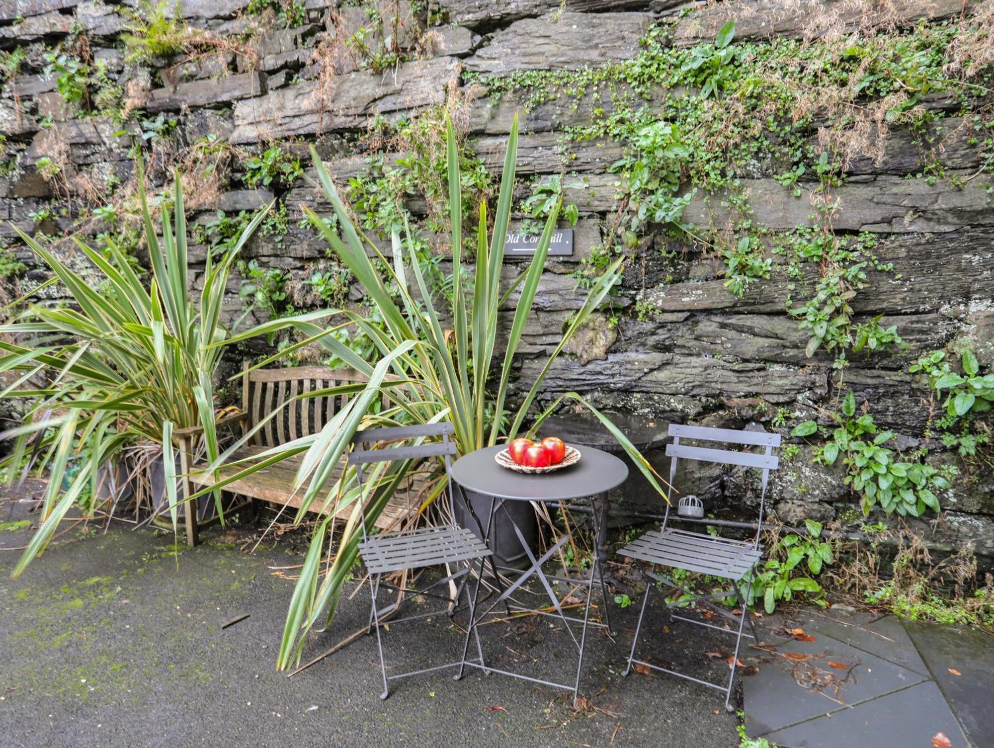 The Old Cornhill Apartment Porthmadog Exterior foto
